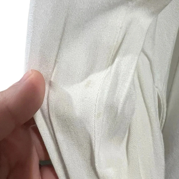 Claire France white and black button up shirt with open arms, size 18 - Picture 4 of 5